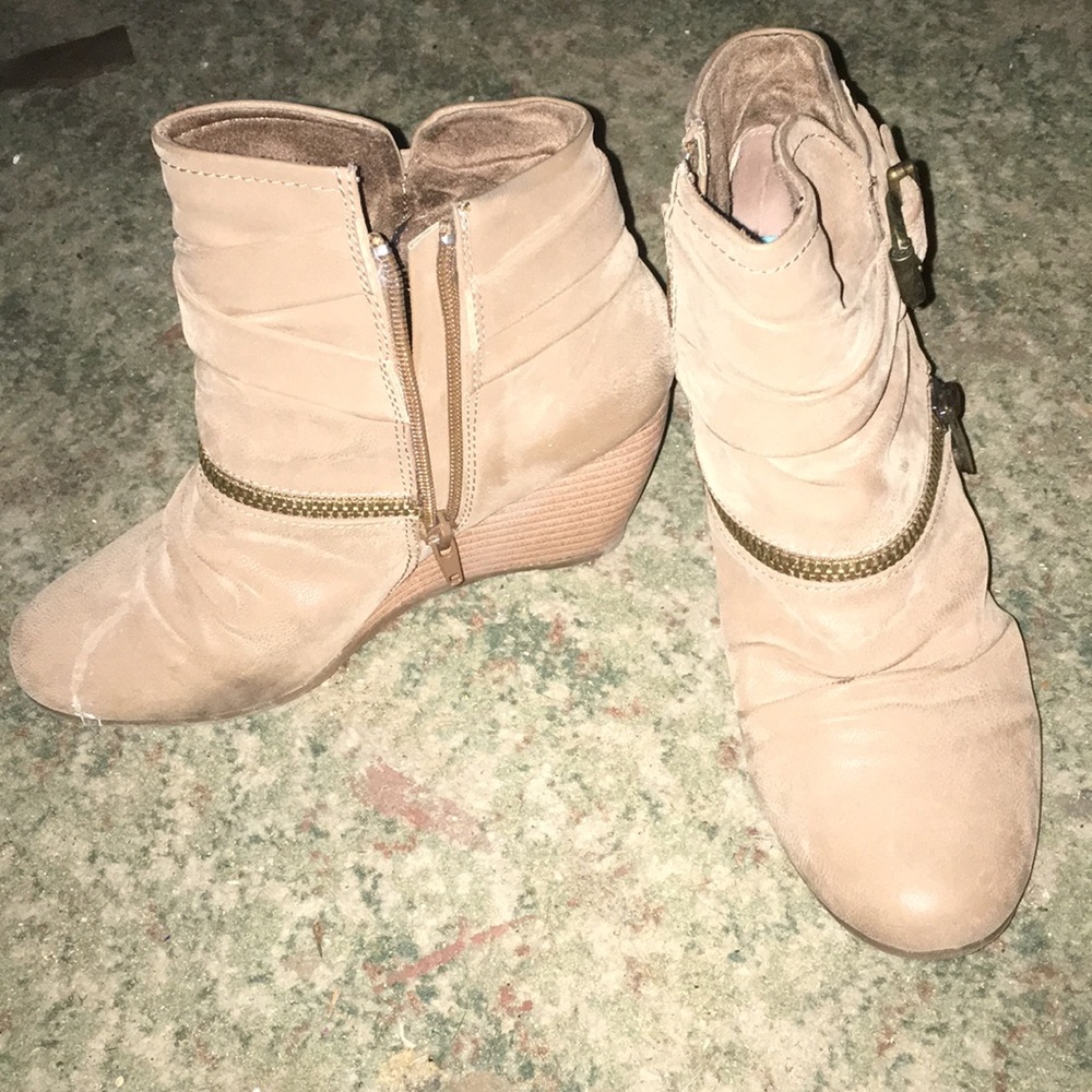 Blowfish booties